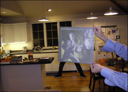 _44424425_bruce.jpg