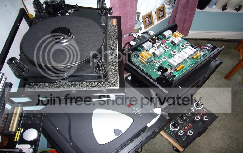 holidayandhifipictures227.jpg