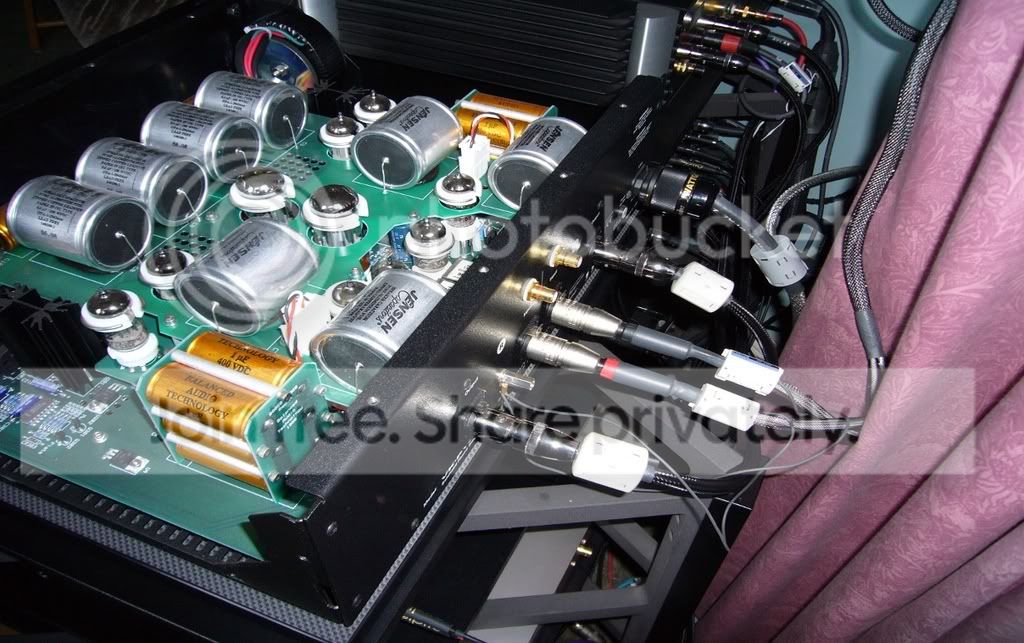 holidayandhifipictures218.jpg